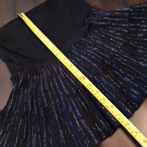 Body Central Iridescent vertical thread layer look lined high waist band mini - Picture 8 of 10